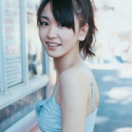 QQ头像女生可爱型清新,绿里少女