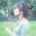 微凉的夏日,清新自然的女生真人头像图片