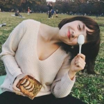 快乐愉悦女头图片