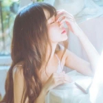 清新心痛伤感女头图片