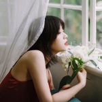 文艺治愈系回忆女头图片