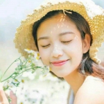 夏日干净清新女孩头像图片