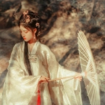 拿伞孤独伤感古风女头图片