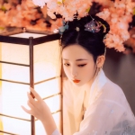 唯美灯笼思念古风女头图片