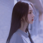 长发唯美侧脸伤感女头图片