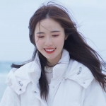 冬季甜美白色女头图片