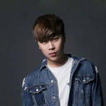 高清卢本伟帅气头像图片