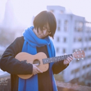 雨后玫瑰,文艺清新唯美女生弹吉他头像图片