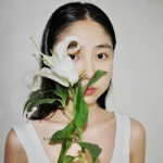 对天空许愿,qq美女带花唯美头像图片