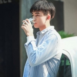 清新安静的帅气男头图片,心无所系