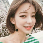 美女图微信头像气质短发,能直接保存