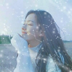 女生星空头像唯美清新仙气图片
