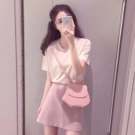 粉色萌系女头 高清好看的微信抖音萌系粉色真人女头图片