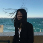 小众头像女头浅蓝色真人图片