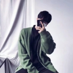 精选男头手机控 优质好看的手机控帅气男头图片