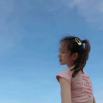小众清新蓝色系女头 高清好看的蓝色系清新魅力女头图片