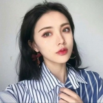 女生头像高冷气质美女 高清好看的成熟高冷气质女生头像图片