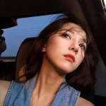 近脸女生头像 高清好看的近脸女生头像小众图片