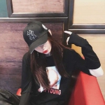 低头戴帽子的女头 高清超酷的戴帽子女头霸气图片