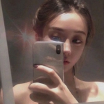 真人气质独特小众女生头像图片
