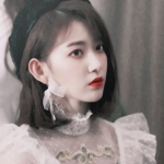 微信头像女生简单气质高清图片