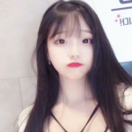 好看高清的潮流个性女头像图片
