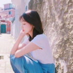 好看高清的简单文艺头像女生图片