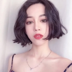 女头简单气质高清图片