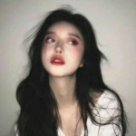 女生丧系高清压抑的暗黑系真人头像图片