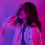 2023高清新潮的韩国紫色系女头图片
