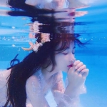 又暖又丧的温柔女头