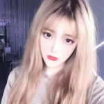 甜美的网络真人女头