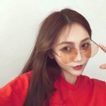 2023好看高清的最新红色系女头图片