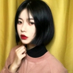2023新潮的女头像短发有气质图片