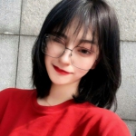 戴眼镜时尚好看女头图片大全