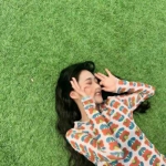 QQ头像女生情侣一人一张好看高清的图片