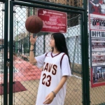 唯美清新的个性篮球女头像图片