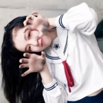 高兴开心大笑温暖阳光女头