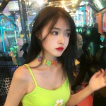 漂亮的女生照片时尚头像精选