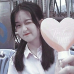 可盐可甜的女孩头像图片