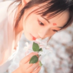 真人高清唯美的古风意境女头图片