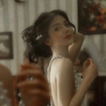 原宿风好看高清的真人女头复古图片