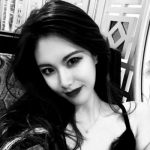 真人高清有气质的黑白女头图片