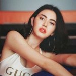 欧美高清有气质的女生头像清晰图片