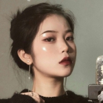漂亮的同一个女生的照片高清头像