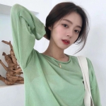 干净好看高清的绿色个性女头图片