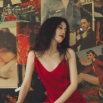 气质高清成熟韵味的怀旧复古红色女头图片