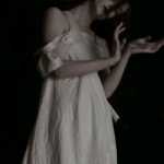 女生真人高清伤感的丧系头像图片精选