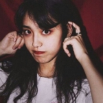 漂亮简单好看的高清女生复古风格头像图片