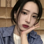 女生高清真实的自截精致美头像图片